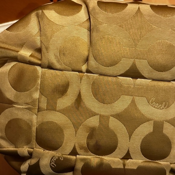 SOLD DO NOT BUY. Coach Bag. WALLET OS SOLD. Bag available on another listing - Picture 10 of 16